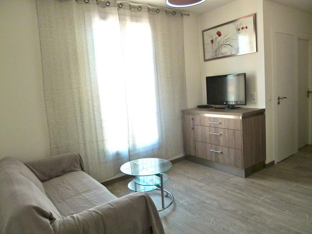 New 1 Bedroom Apt Place Garibaldi Nice Oda fotoğraf